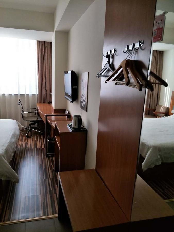 Goldmet Inn Taiyuan Dananamen Esterno foto